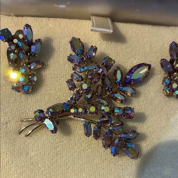 Signed SHERMAN Brooch & Earrings Set in Original Case; Aurora Borealis; Vintage - Picture 5 of 16